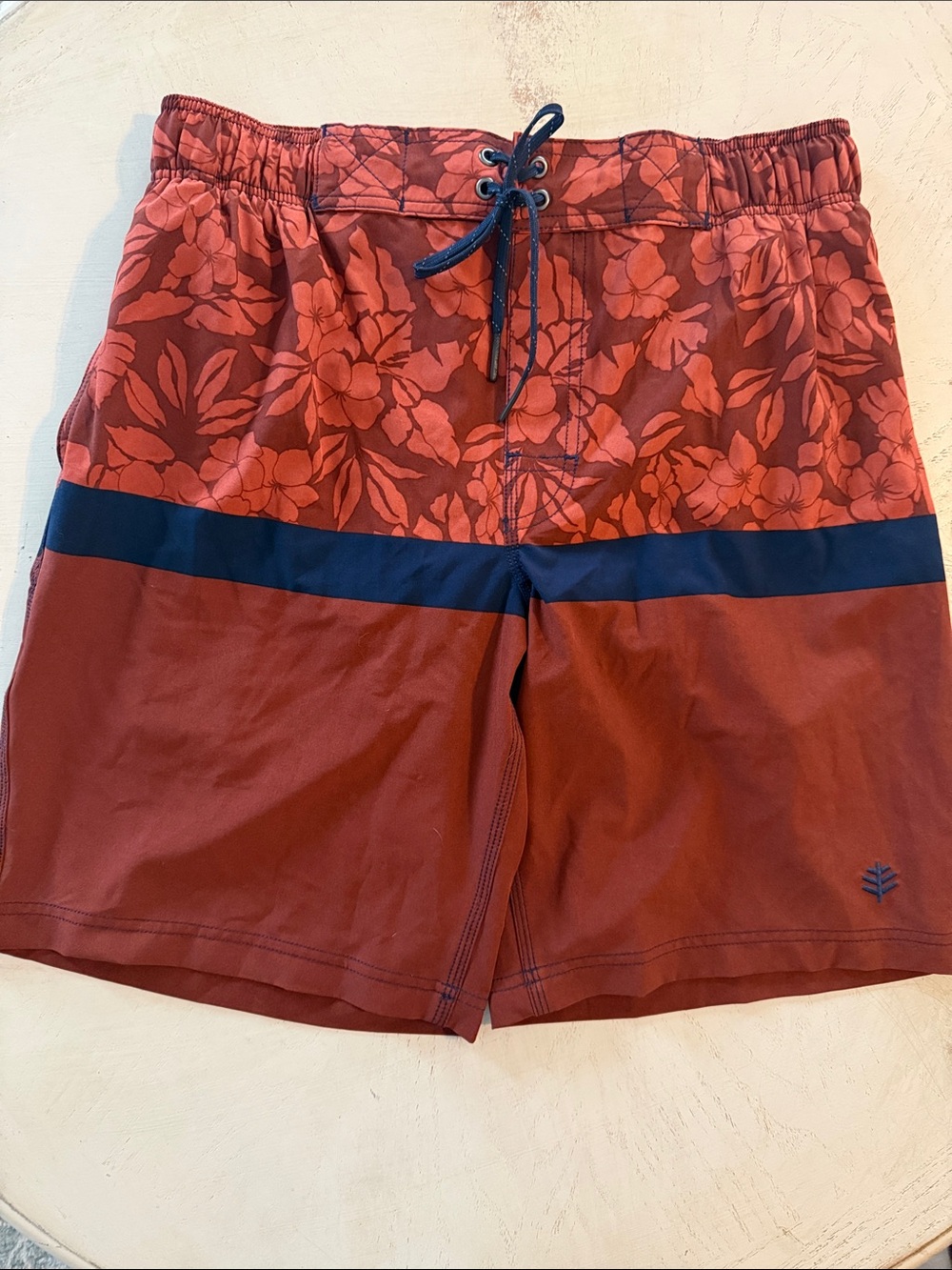 Coolibar Men's Rust Red Floral Stripe Swim Trunks size Medium
